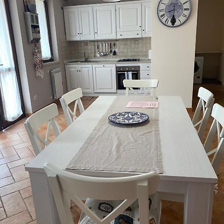 Agriturismo Colle D' Oro Пеша Романа Екстериор снимка