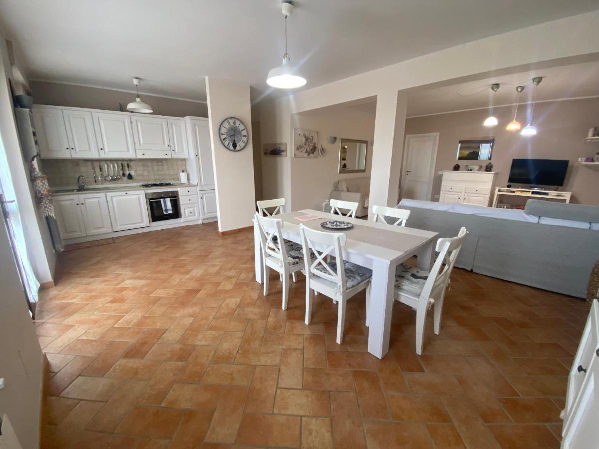 Agriturismo Colle D' Oro Пеша Романа Екстериор снимка